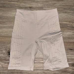 fabletics shorts